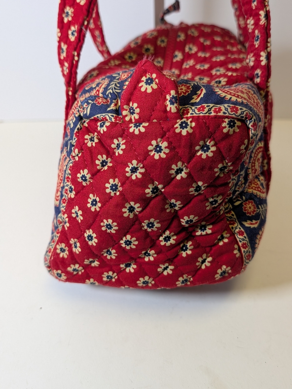 Vera Bradley Classic Handbag (barrel / mini-duffel style) - Picture 4 of 7
